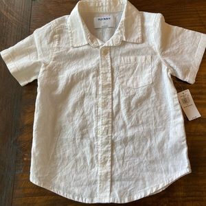 Old Navy 55% Linen 45% Cotton Button Down Shirt.  Size 3T